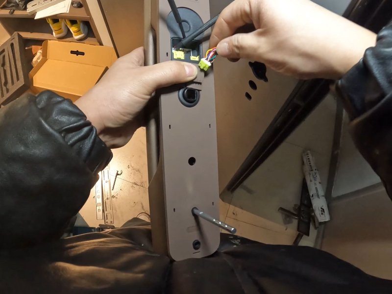 防盗门开锁：选择合适的工具与方法