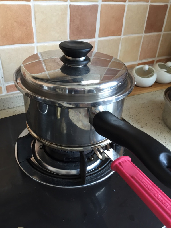 针对年轻创业者推出“轻餐饮创业套餐”