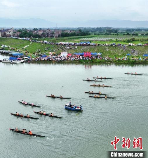 2024年中国龙舟公开赛全国首站在清远揭幕,粤北