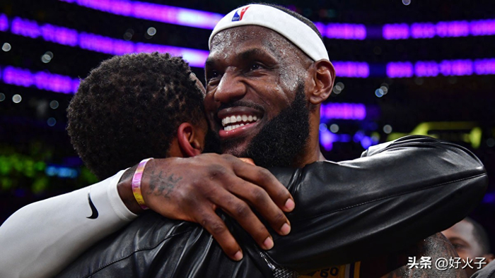 勒布朗·詹姆斯未来去向成谜 经纪人否认离队传