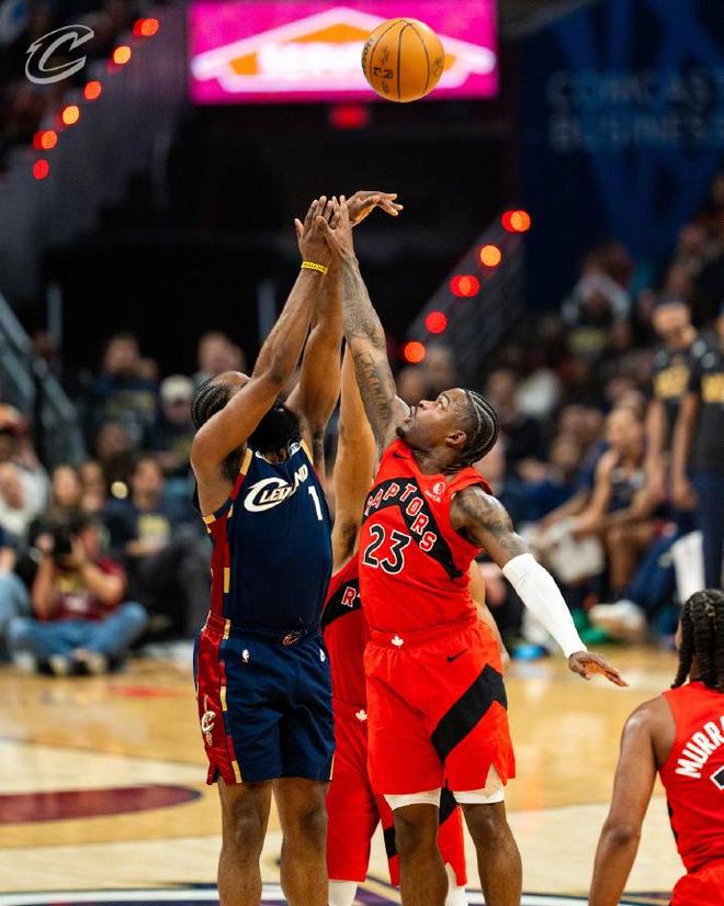 哈登季后赛助攻数超越隆多升至历史第七位