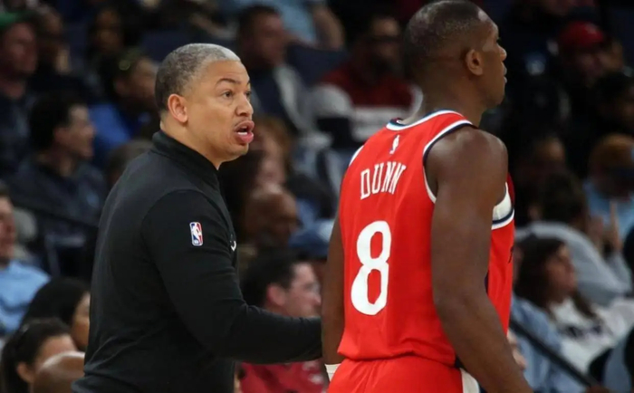 阿德巴约83分创历史引争议 雄鹿嘲讽快船逆袭